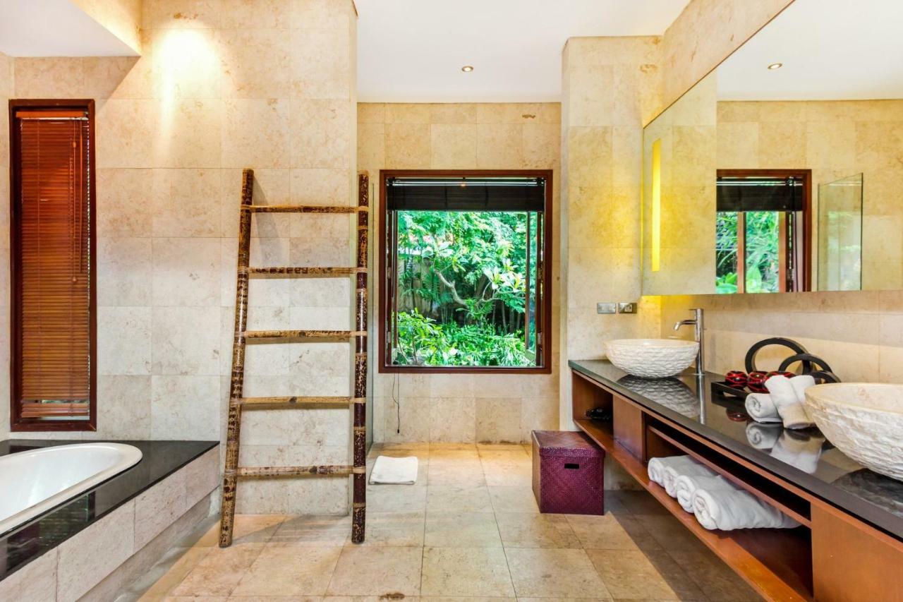 Villa Kaira Estate Canggu Exterior foto